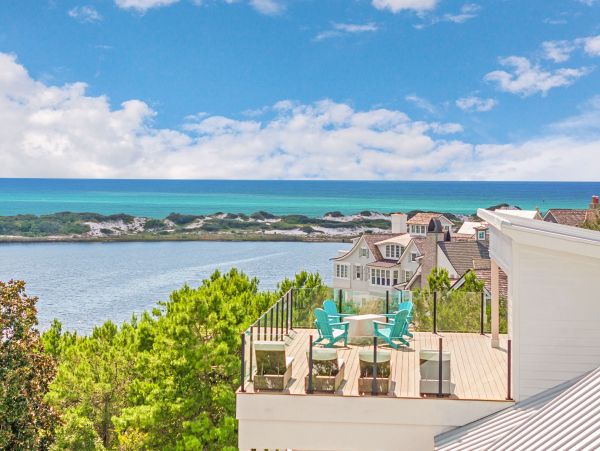 30A Luxury Vacation Rental Lake Beach House with Pool & Rooftop Terrace