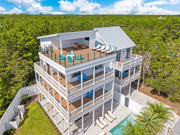 30A Luxury Vacation Rental Lake Beach House with Pool & Rooftop Terrace