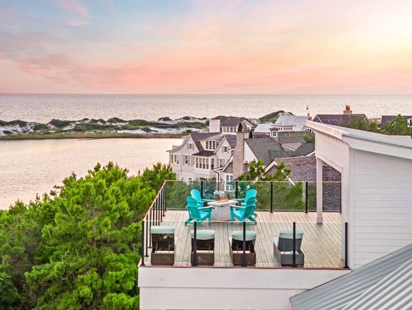 30A Luxury Vacation Rental Lake Beach House with Pool & Rooftop Terrace