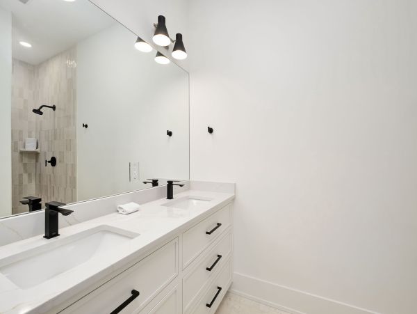 30A Luxury Vacation Rental Lake Beach House with Pool & Rooftop Terrace