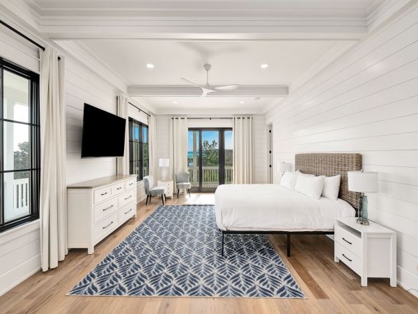 30A Luxury Vacation Rental Lake Beach House with Pool & Rooftop Terrace