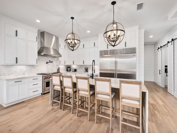 30A Luxury Vacation Rental Lake Beach House with Pool & Rooftop Terrace