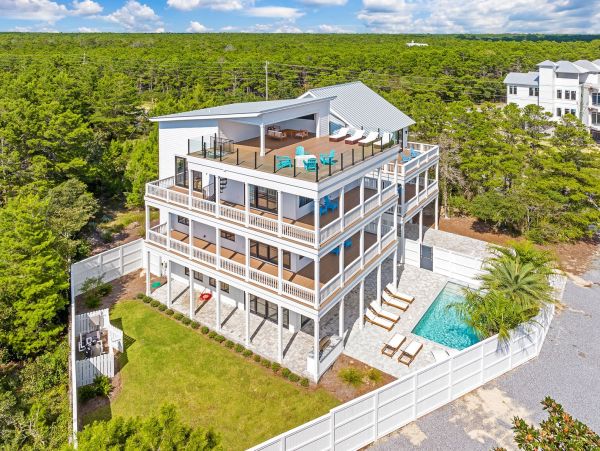 30A Luxury Vacation Rental Lake Beach House with Pool & Rooftop Terrace