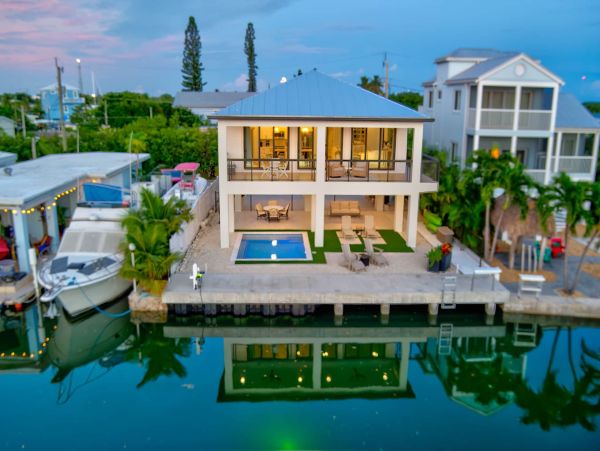 Marathon Florida Waterfront Vacation Rental Luxury Florida Keys Home with Pool & Dock