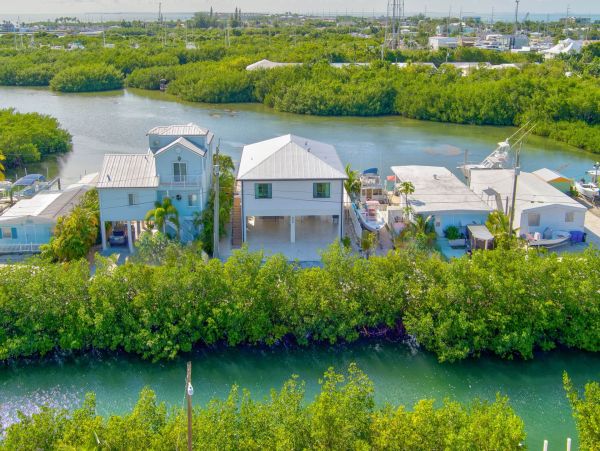 Marathon Florida Waterfront Vacation Rental Luxury Florida Keys Home with Pool & Dock
