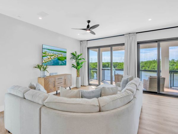 Marathon Florida Waterfront Vacation Rental Luxury Florida Keys Home with Pool & Dock