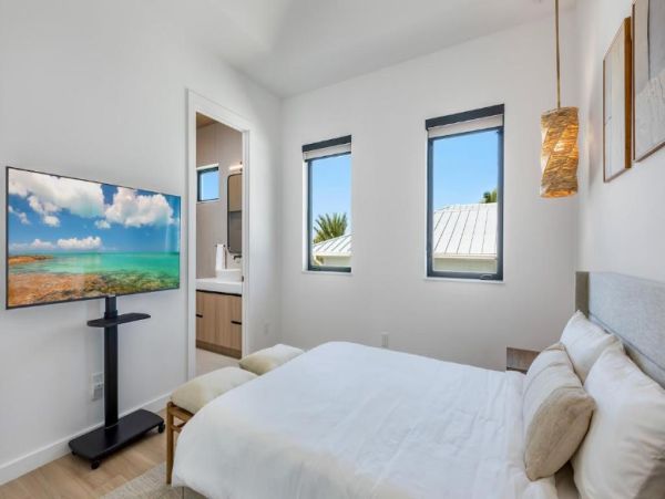 Cudjoe Key Waterfront Vacation Rental with Pool - Florida Keys Home