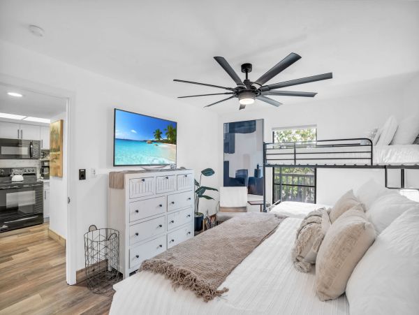Naples Florida Condo Rental - Luxury Vacation Rental with Resort Amenities