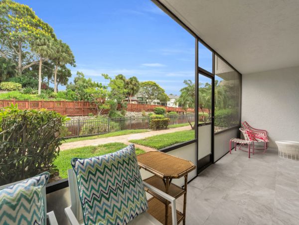 Naples Florida Luxury Condo Vacation Rental with Resort Amenities