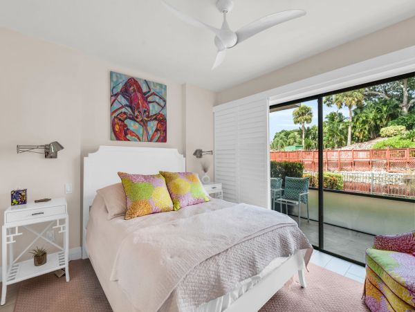 Naples Florida Luxury Condo Vacation Rental with Resort Amenities