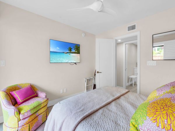 Naples Florida Luxury Condo Vacation Rental with Resort Amenities