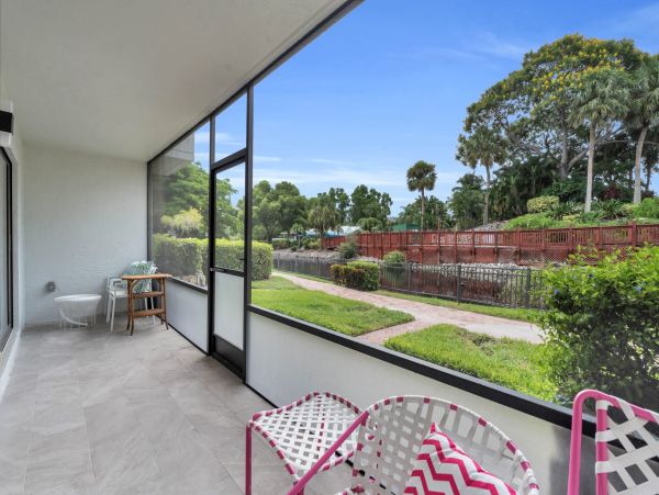 Naples Florida Luxury Condo Vacation Rental with Resort Amenities