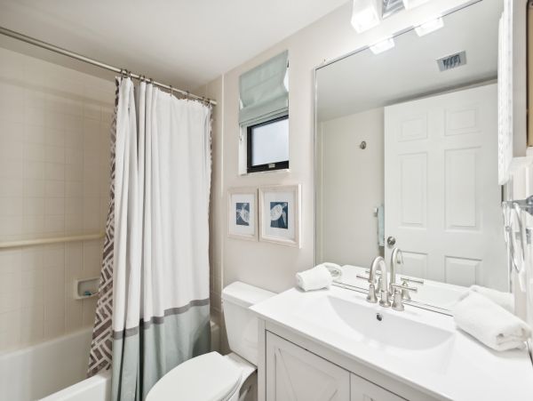 Naples Florida Condo Rental Resort Vacation Rental with Pool & Lanai