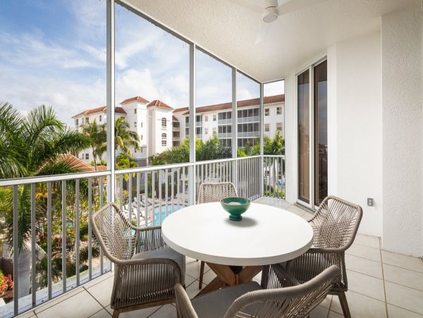 Naples Florida Condo Rental 3-Bedroom Vacation Rental Near Vanderbilt Beach