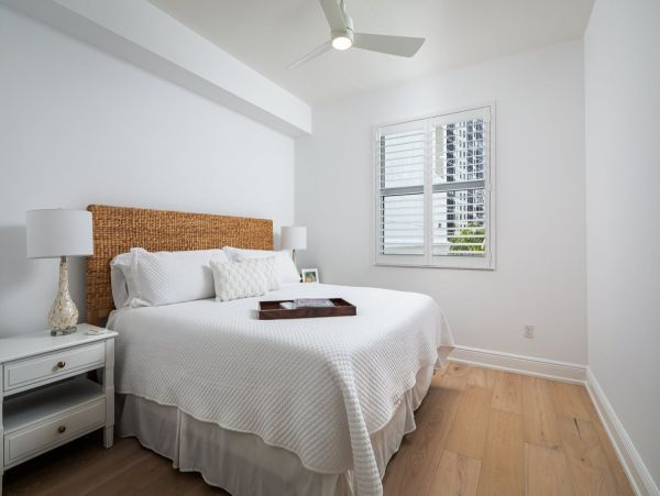 Naples Florida Condo Rental 3-Bedroom Vacation Rental Near Vanderbilt Beach