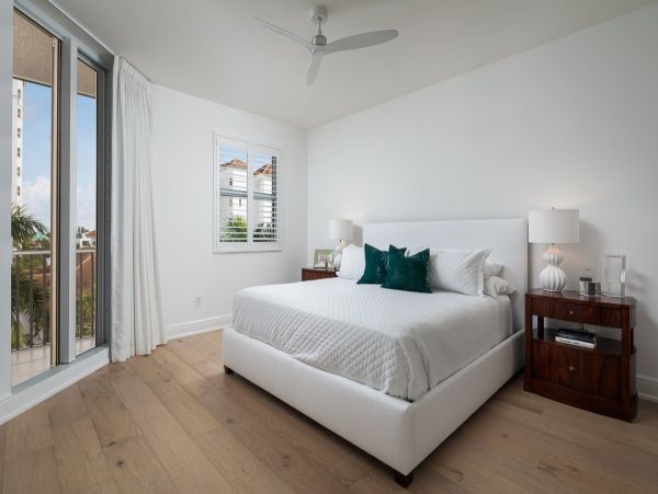 Naples Florida Condo Rental 3-Bedroom Vacation Rental Near Vanderbilt Beach