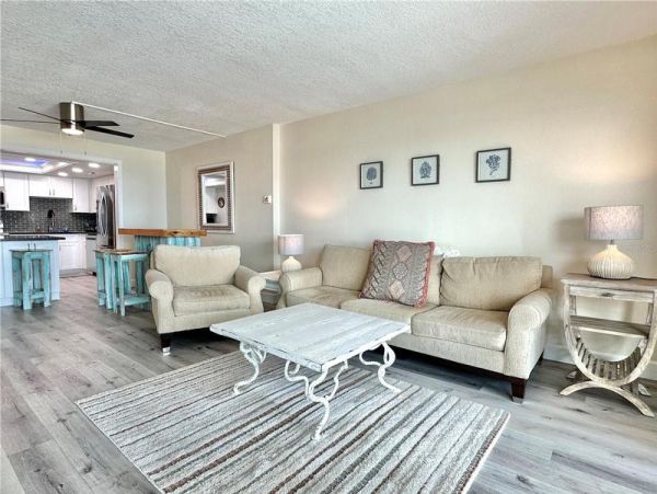 Clearwater Beach Vacation Rentals - Luxury 3-Bedroom Condo with Pools & Private Beach Access