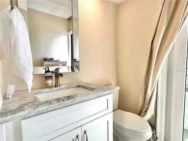 Clearwater Beach Vacation Rentals - Luxury 3-Bedroom Condo with Pools & Private Beach Access