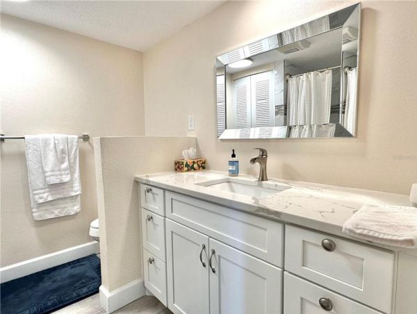 Clearwater Beach Vacation Rentals - Luxury 3-Bedroom Condo with Pools & Private Beach Access