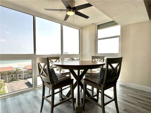 Clearwater Beach Vacation Rentals - Luxury 3-Bedroom Condo with Pools & Private Beach Access
