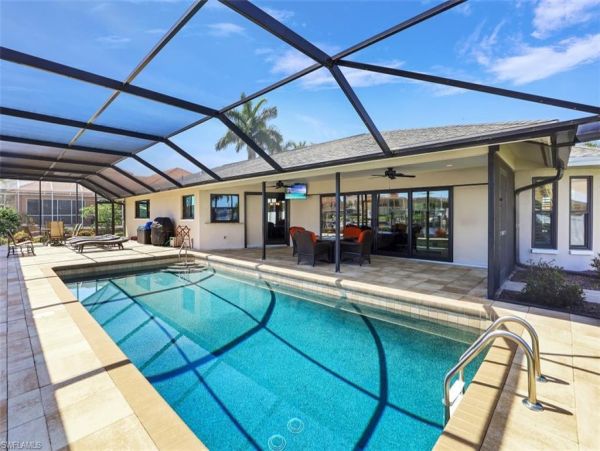 Cape Coral Vacation Rentals | Riverfront 4-Bedroom Home with Pool & Tiki Hut