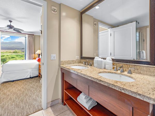 Maui Vacation Rentals Luxury Maui Oceanview & Mountain View Suite