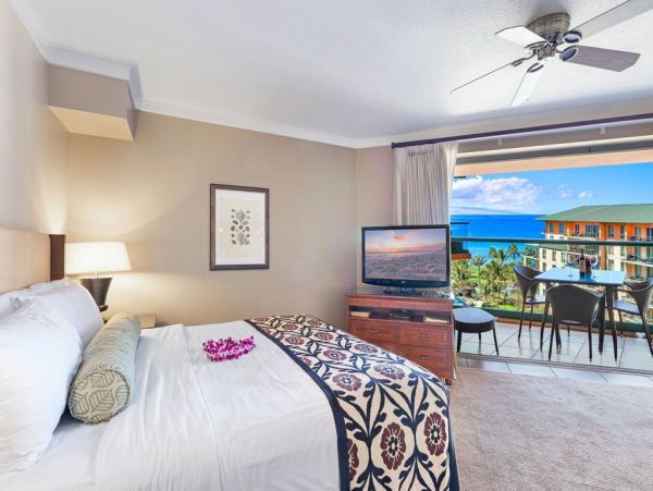 Maui Vacation Rentals Luxury 3-Bedroom Ocean View Suites in Kaanapali