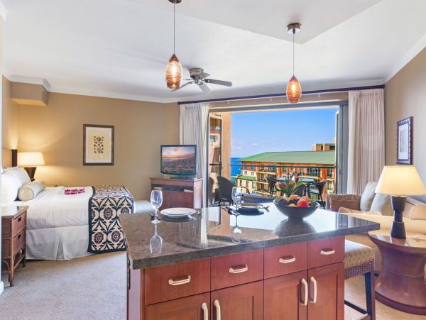 Maui Vacation Rentals Luxury 3-Bedroom Ocean View Suites in Kaanapali