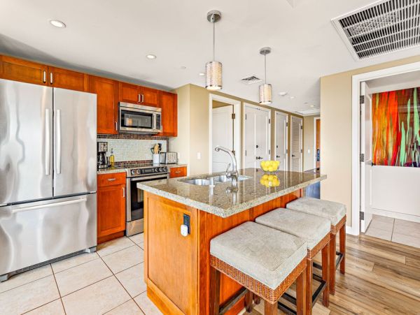 Maui Vacation Rentals Luxury 3-Bedroom Ocean View Suites in Kaanapali