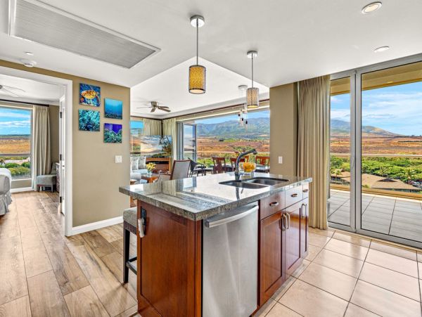 Maui Vacation Rentals Luxury 3-Bedroom Ocean View Suites in Kaanapali