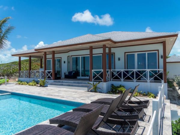 Luxury Oceanfront Exuma Villa Rental – Vacation Home with Pool & Beach Access