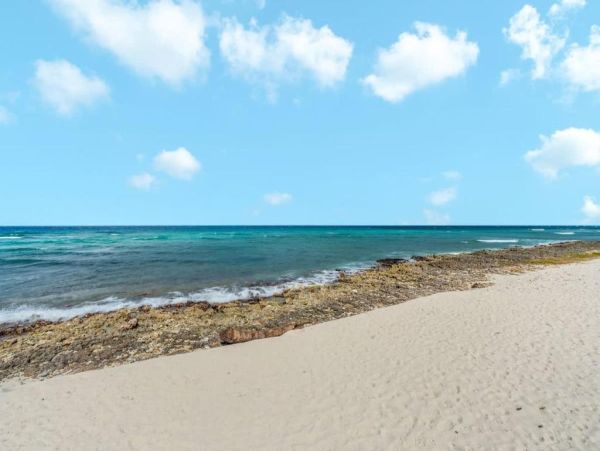 Luxury Caribbean Villa Rentals Beachfront Villas in Grand Cayman