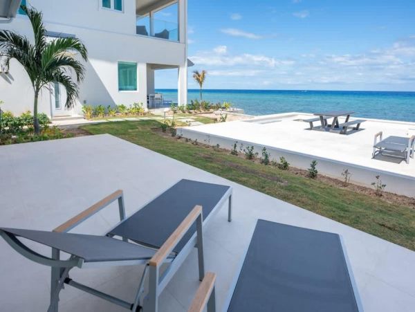Luxury Caribbean Villa Rentals Beachfront Villas in Grand Cayman