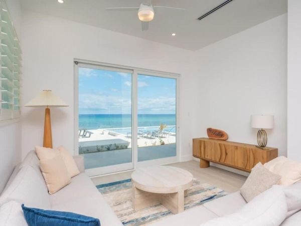 Luxury Caribbean Villa Rentals Beachfront Villas in Grand Cayman