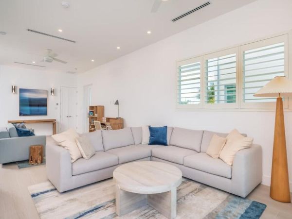 Luxury Caribbean Villa Rentals Beachfront Villas in Grand Cayman