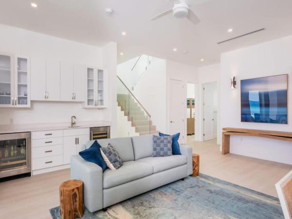 Luxury Caribbean Villa Rentals Beachfront Villas in Grand Cayman