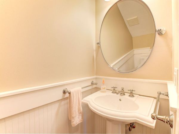 Clearwater Beach Vacation Rentals 4-Bedroom Monthly Rental with Pool & Spa