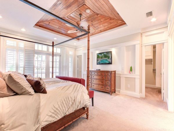 Clearwater Beach Vacation Rentals 4-Bedroom Monthly Rental with Pool & Spa