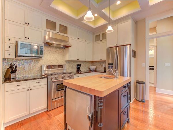 Clearwater Beach Vacation Rentals 4-Bedroom Monthly Rental with Pool & Spa
