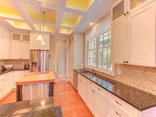 Clearwater Beach Vacation Rentals 4-Bedroom Monthly Rental with Pool & Spa