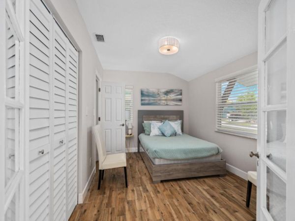 Clearwater Beach Vacation Rental Home with Pool & 4 Bedrooms Steps to the Beach