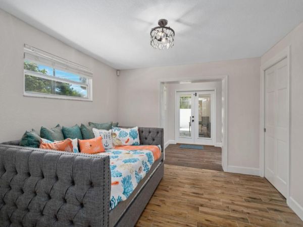 Clearwater Beach Vacation Rental Home with Pool & 4 Bedrooms Steps to the Beach