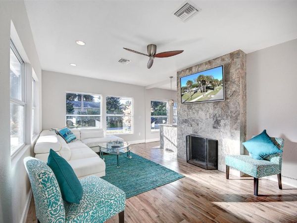Clearwater Beach Vacation Rental Home with Pool & 4 Bedrooms Steps to the Beach