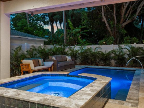 Clearwater Beach Vacation Rental Home with Pool & 4 Bedrooms Steps to the Beach