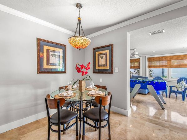 North Clearwater Beach Two Bedroom Vacation Rental - Pool Home Near Pier 60