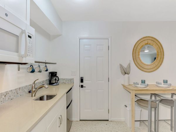 Siesta Key Vacation Rental with Private Hot Tub Dog-Friendly Florida Beach House