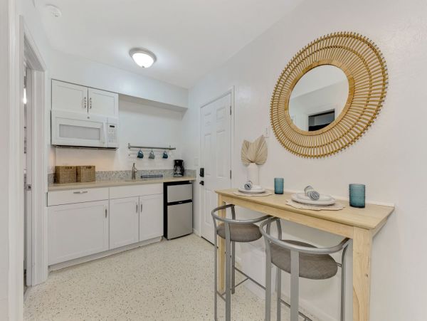 Siesta Key Vacation Rental with Private Hot Tub Dog-Friendly Florida Beach House