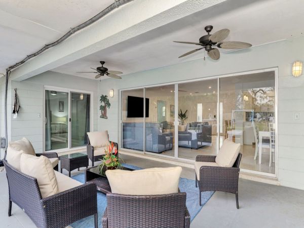 Siesta Key Vacation Rental with Private Hot Tub Dog-Friendly Florida Beach House