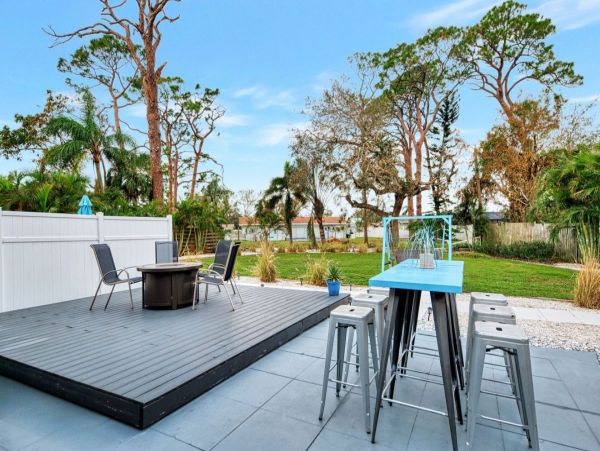 Siesta Key Vacation Rental with Private Hot Tub Dog-Friendly Florida Beach House