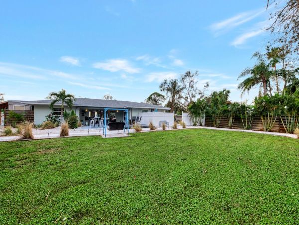 Siesta Key Vacation Rental with Private Hot Tub Dog-Friendly Florida Beach House
